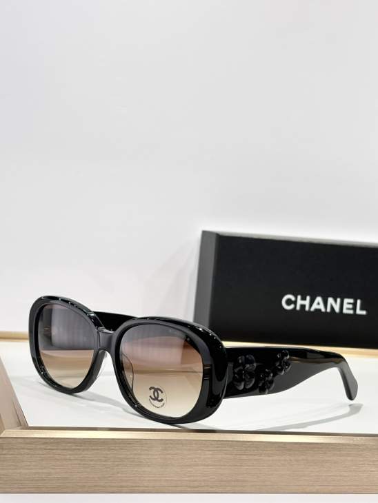Picture of Chanel Sunglasses _SKUfw76989908fw